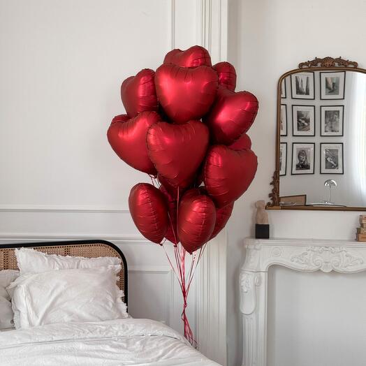 Букет з 17 червоних сердечок