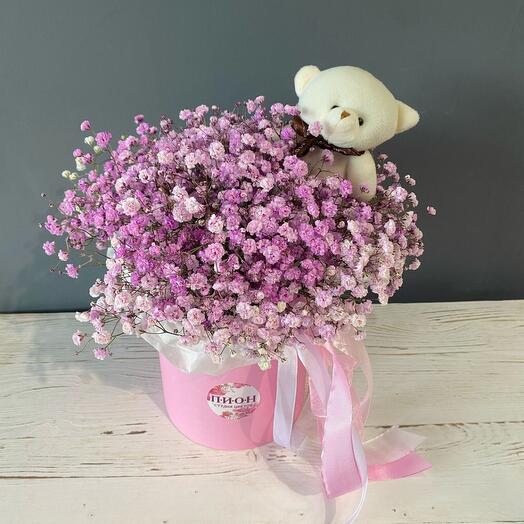 Нежная композиция с воздушной гипсофилой и милым мишкой😍