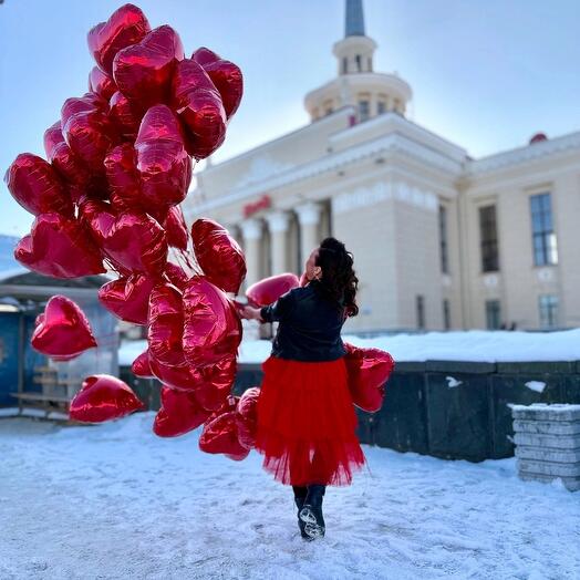 50 шаров в виде сердец