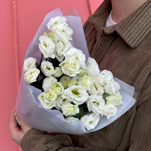 Монобукет из 5 белых лизиантусов (эустом)