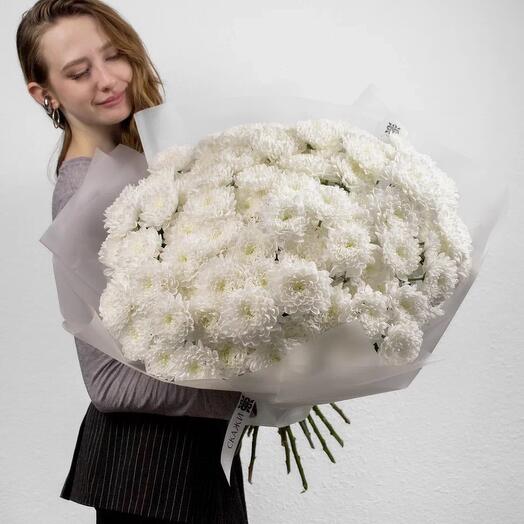 Букет из белых кустовых хризантем Алтай, 19 шт