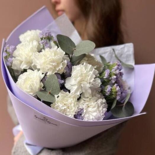 Букет «Рапунцель» (диантус(гвоздика), эвкалипт, статица)