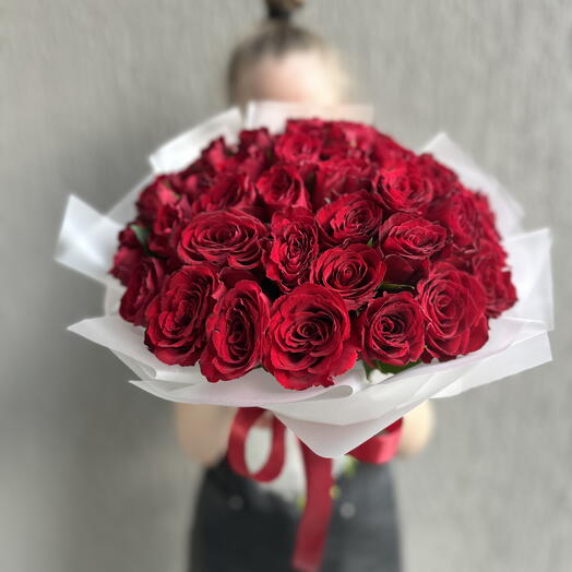 Шикарный букет из 51 красной розы