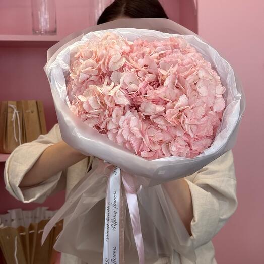 Букет от студии «TIFFANY» гортензии pink