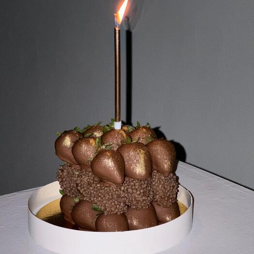 Торт из клубники в шоколаде «день рождения»( 27 ягод ) 🍰