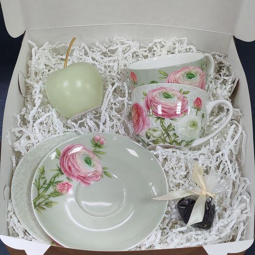 Фарфоровые чайные пары в коробочке