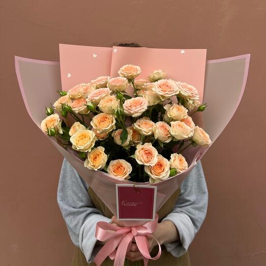 Букет 7 кустовых роз