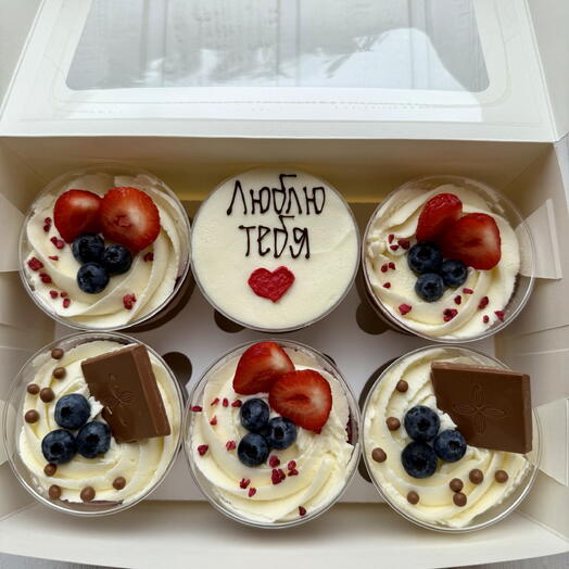 Торт в стаканчике для него