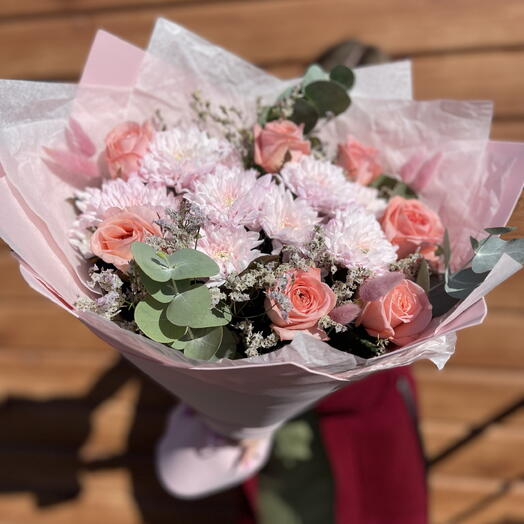 Букет с нежными розами