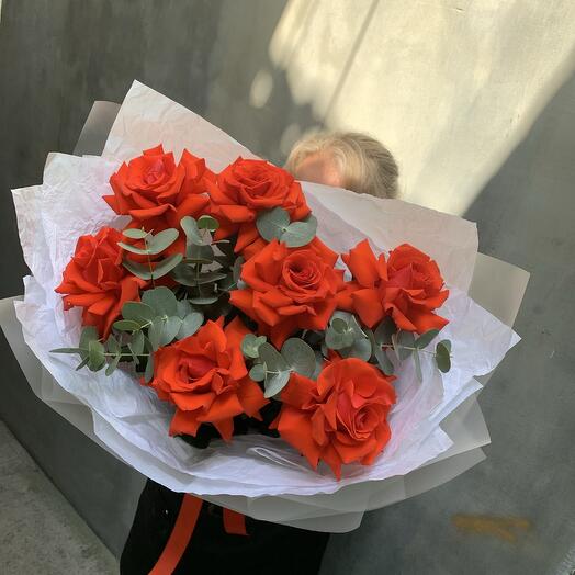 Яркий букет с Ниной и эвкалиптом