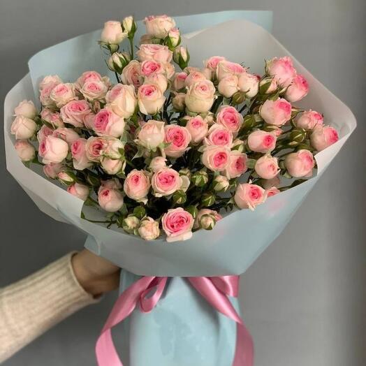 Кустовые розы букетик