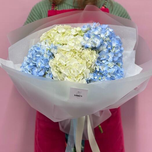 Букет из гортензий