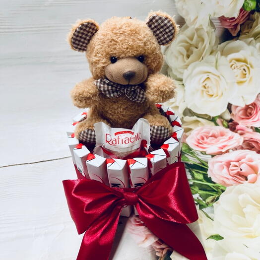 Торт из Киндер шоколада с мишкой. Подарок на 8 Марта для жены, любимой девушки, второй половинки, дочки, сестры, мамы, подруги