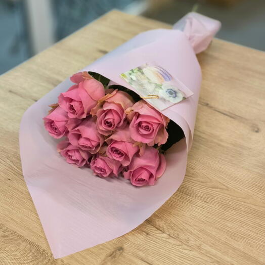7 rosas Rosadas en silencio