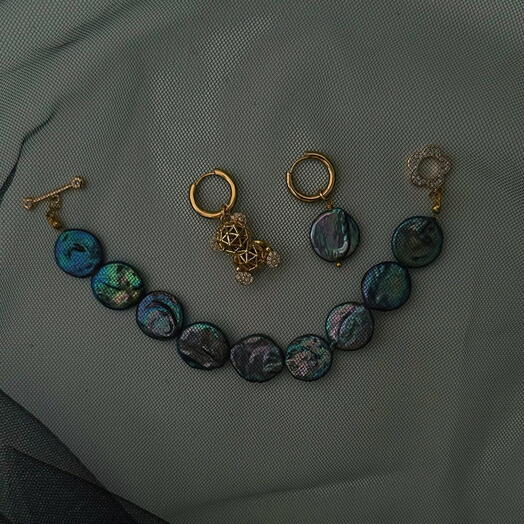 Комплект украшений из черного жемчуга Monologue