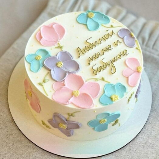 Торт с цветами любви