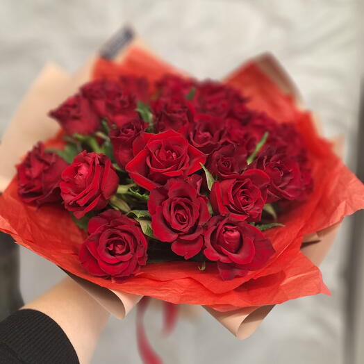 Красные розы 25