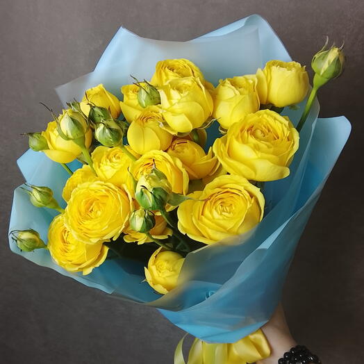 💛розы кустовые пионовидные в упаковке