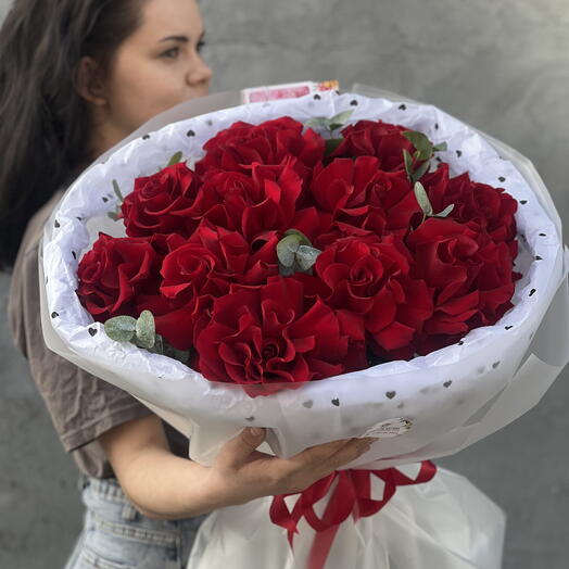 Букет из французских красных роз