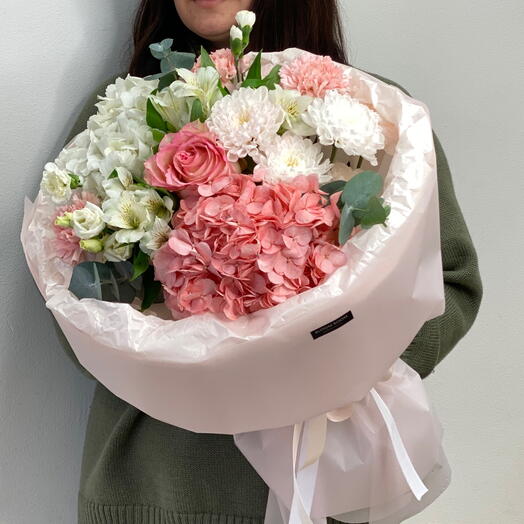 Пышный микс из гортензий, розы, хризантемы☺️😍 Bloom room: большой выбор букетов в профиле магазина