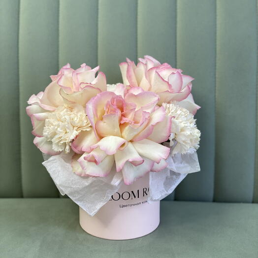 Коробочка «Bloom room» с французскими розами!😍 Bloom room: большой выбор букетов в профиле магазина