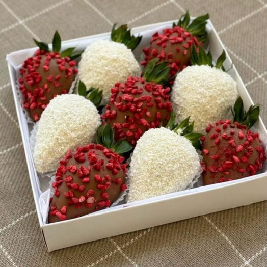 Клубника в шоколаде 9 шт