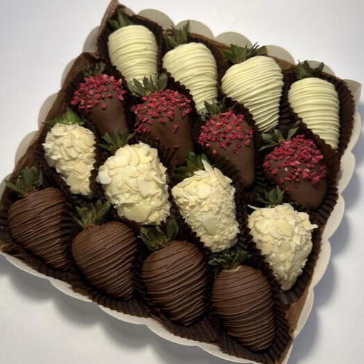 Клубника в Бельгийском шоколаде
Callebaut 20-16 шт. Подарочный набор 0018.ARMELIS