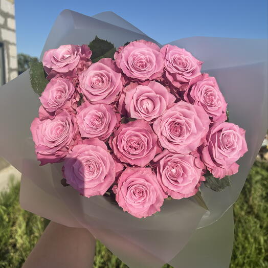 Сиреневые розы Маритим 15 шт