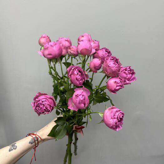3 кустовые розы