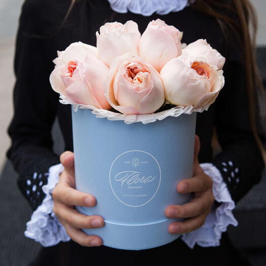 Шляпная коробка Demi "Розы Austin Juliet" BLUE