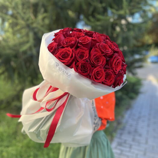 Букет 31 красная роза