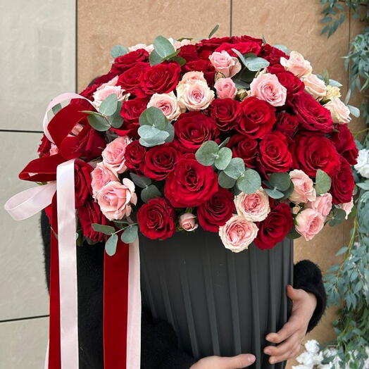 Корзина гигант с розами 🌹