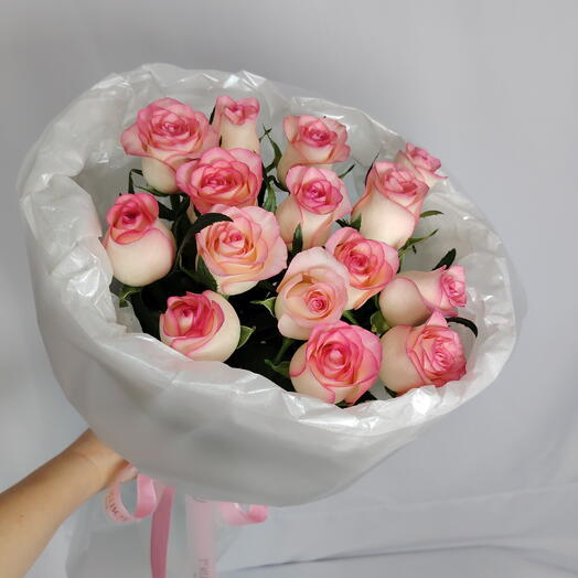 💞 Букет "PERVOЦВЕТ" из 15 розовых роз