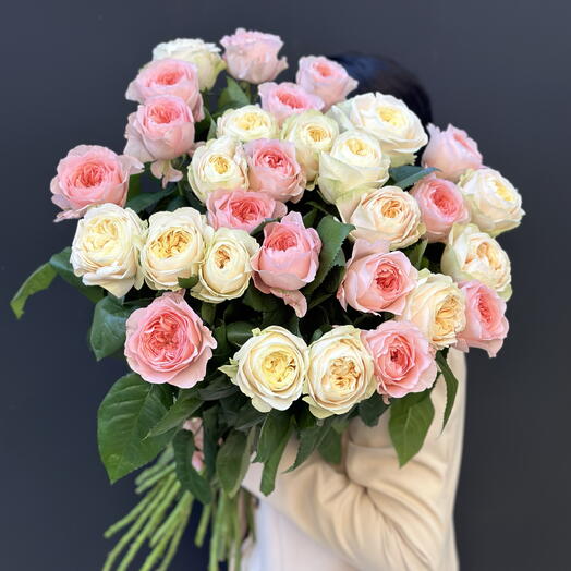 Roses like peonies