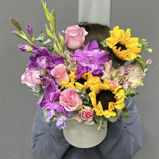 Яркая композиция с Лавандовыми Гладиолусами и Подсолнухами💜