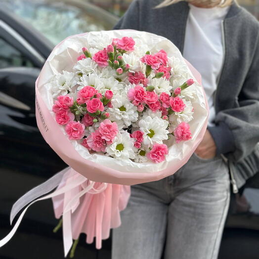 Кустовые диантусы и ромашковые хризантемы 🌸 букет без повода