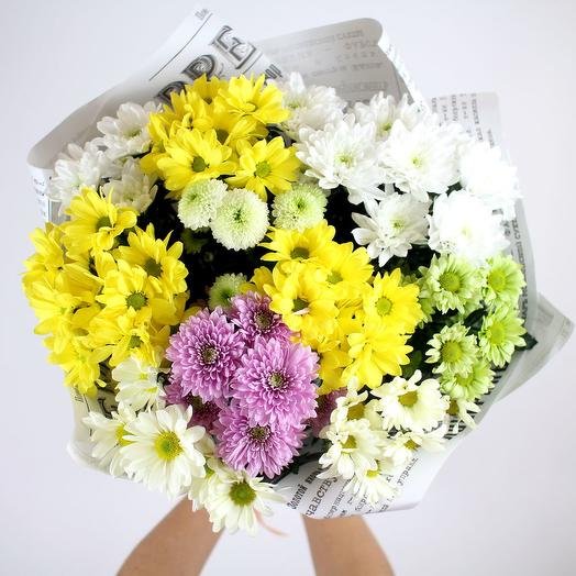 Bouquet of spray chrysanthemums