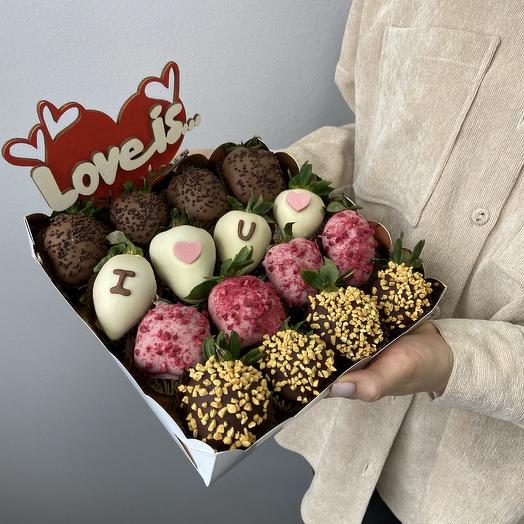 Клубника в шоколаде набор Love is