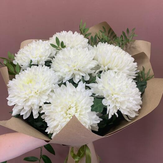 Bouquet of chrysanthemums