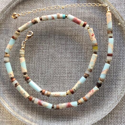 Choker necklace made of Natural stones