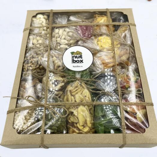 Огромный подарок из Орехов и Сухофруктов - 25 Assorti MegaBox | 4 кг