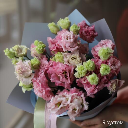 Букет из 9 нежно-розовых эустом