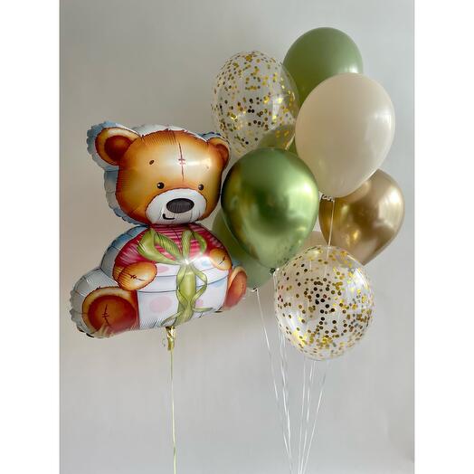 Composition "Bear with a gift"