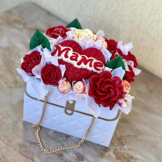 Шикарный шоколадный букет в сумочке