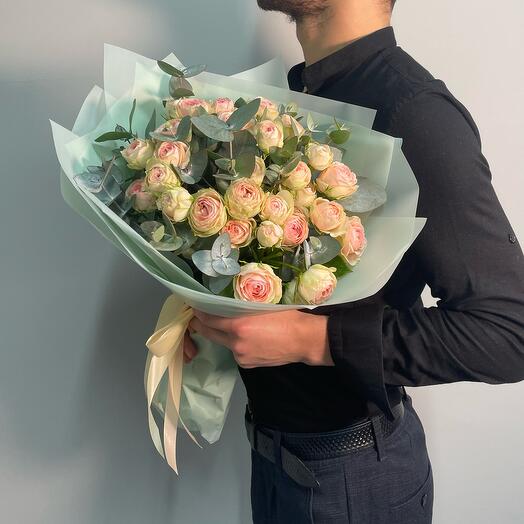 Авторский букет из роз «Кэти»