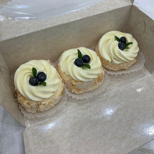 Меренговые пирожные 3 шт