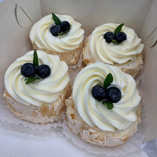 Меренговые пирожные 4 шт