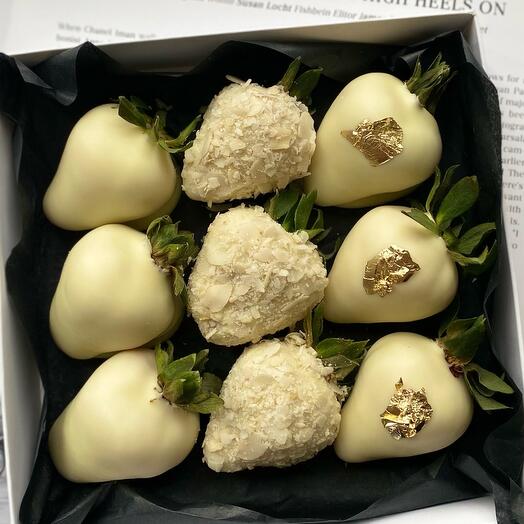 Chocolate-covered strawberries with edible gold