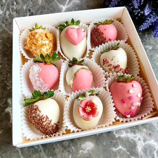 Chocolate-covered strawberries "Spring"