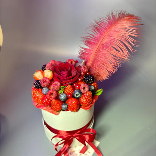 Ramo de frutas y bayas regalo Mullen Rouge